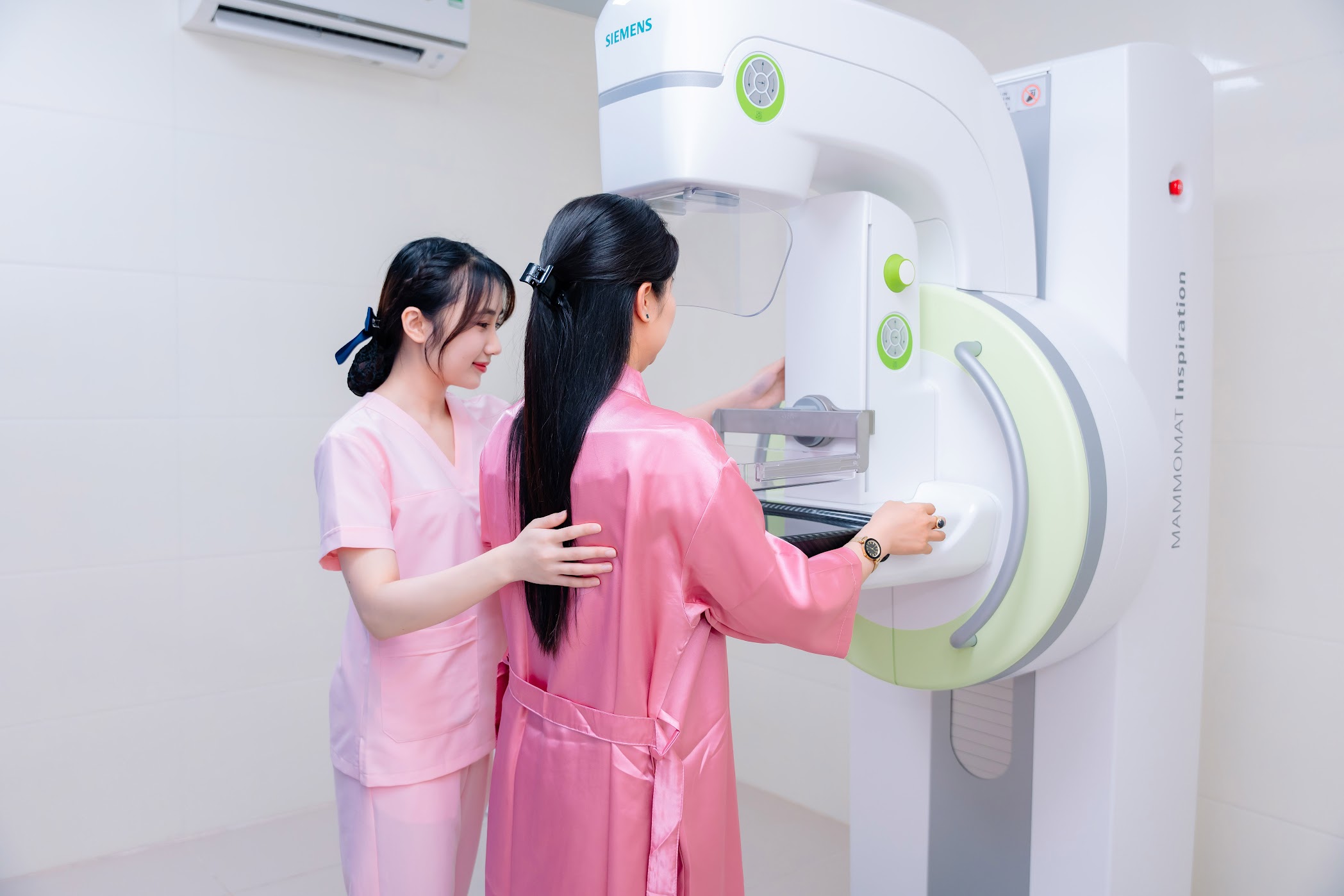  XQUANG VÚ 3D tại Mammocare: Chất Lượng Cao, Công Nghệ Hiện Đại với Máy Mammomat Inspiration 